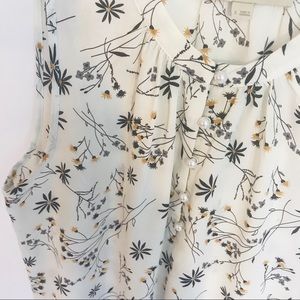 Ann Taylor LOFT White w/Floral Sleeveless Blouse S
